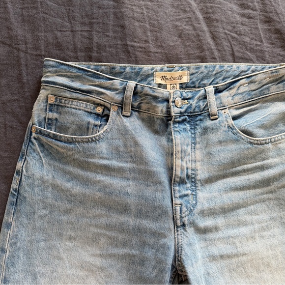 Madewell The Darted Barrel-Leg Jean in Edmonson Wash - Picture 3 of 6